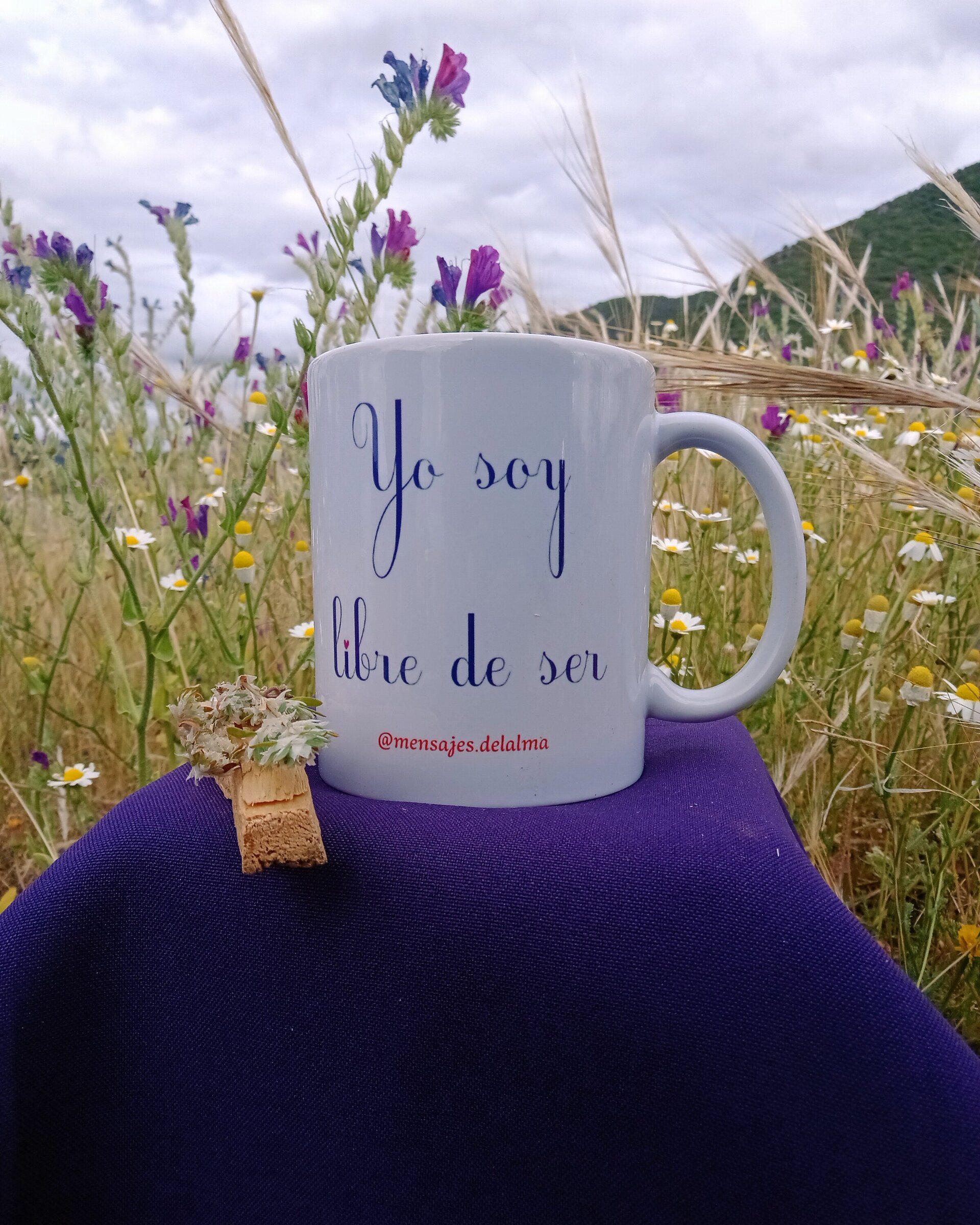 Taza Yo soy libre de Ser - 2